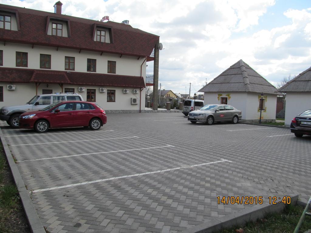 Stara Vezha Hotel Boryspilʼ Εξωτερικό φωτογραφία