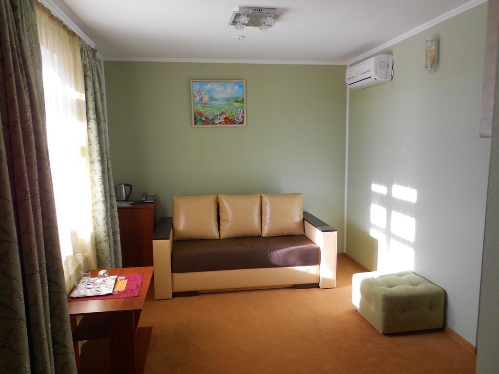 Stara Vezha Hotel Boryspilʼ Εξωτερικό φωτογραφία