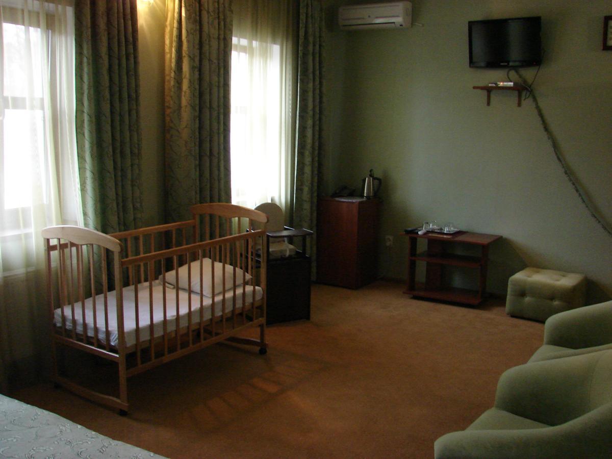 Stara Vezha Hotel Boryspilʼ Εξωτερικό φωτογραφία