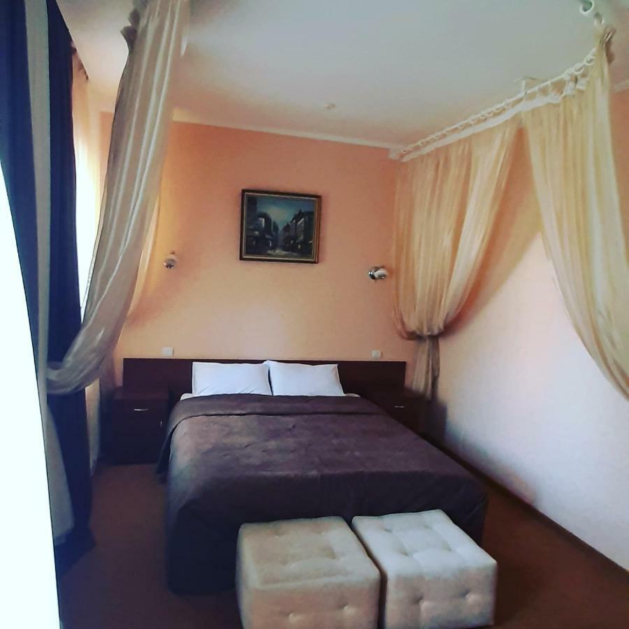 Stara Vezha Hotel Boryspilʼ Εξωτερικό φωτογραφία