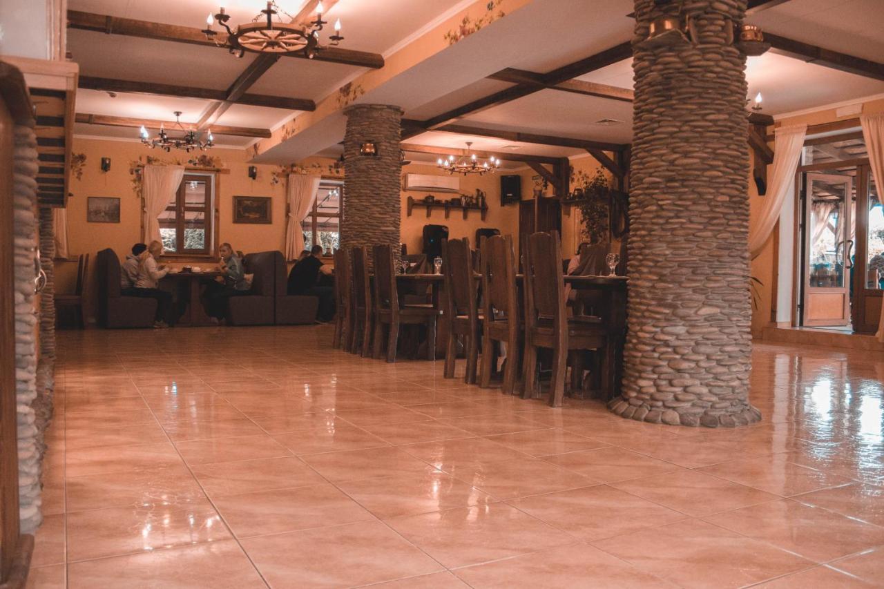 Stara Vezha Hotel Boryspilʼ Εξωτερικό φωτογραφία