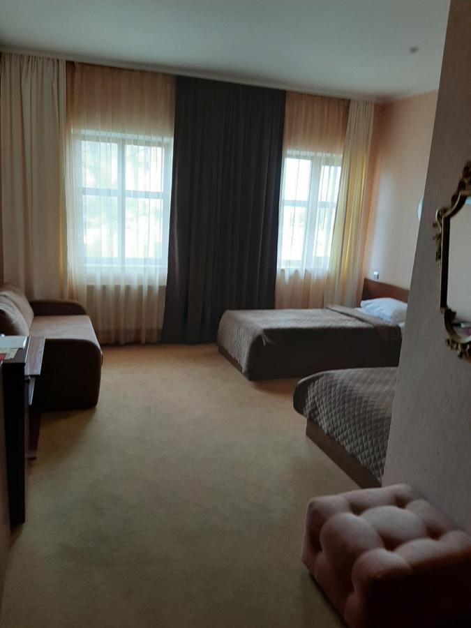 Stara Vezha Hotel Boryspilʼ Εξωτερικό φωτογραφία
